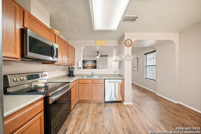 Image 11 of 29 For 10116 Del Lago Ct