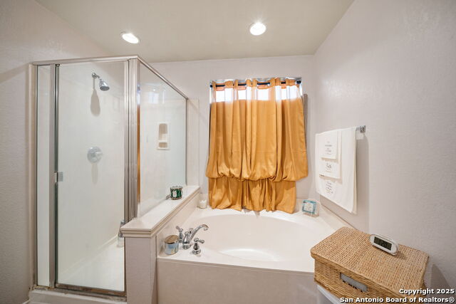 Image 21 of 29 For 10116 Del Lago Ct