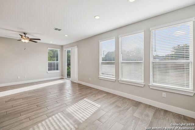 Image 19 of 56 For 1511 Sandalwood Ln #10 E