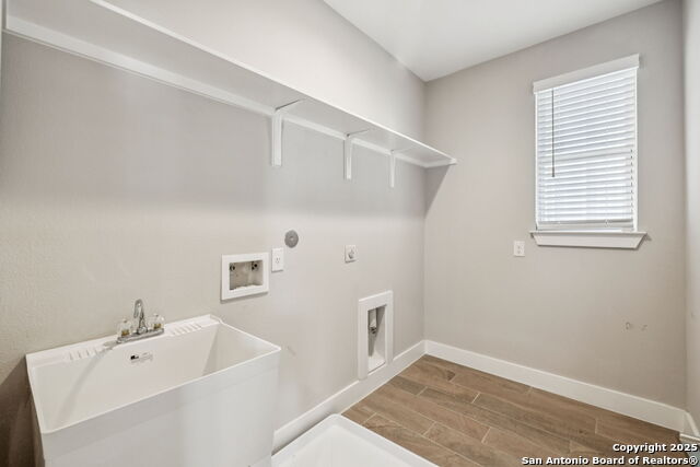 Image 39 of 56 For 1511 Sandalwood Ln #10 E