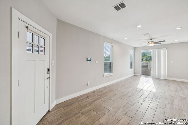 Image 7 of 56 For 1511 Sandalwood Ln #10 E