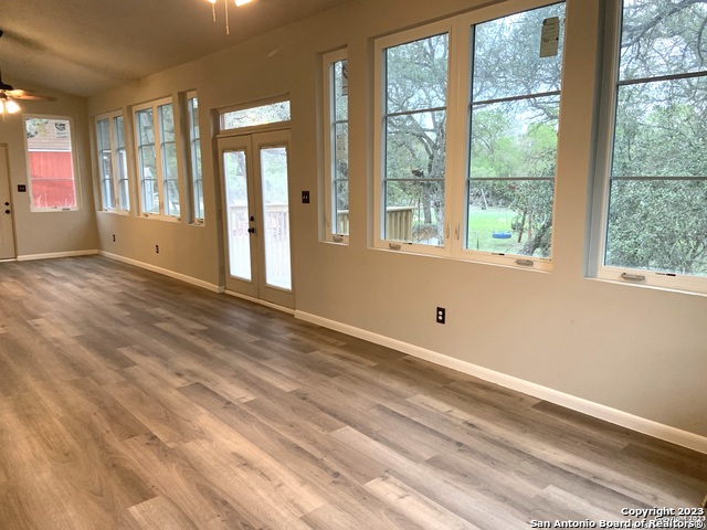 Listing photo id 12 for 930 County Road 2720