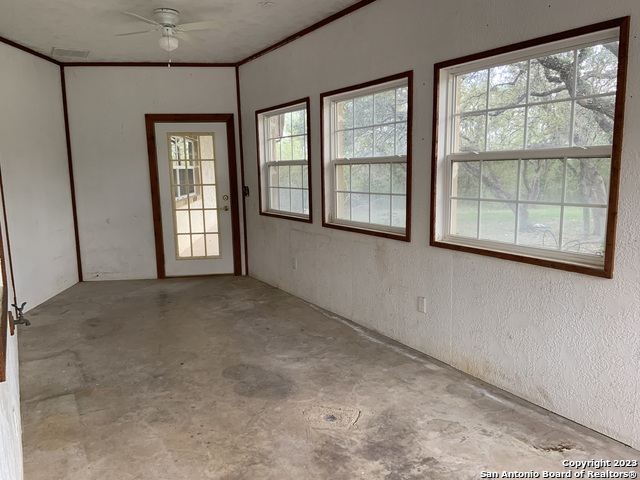 Listing photo id 16 for 930 County Road 2720