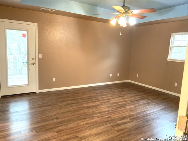 Listing photo id 18 for 930 County Road 2720