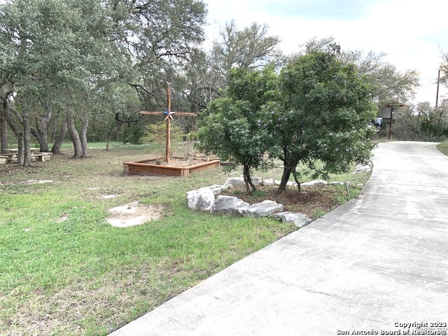 Listing photo id 34 for 930 County Road 2720