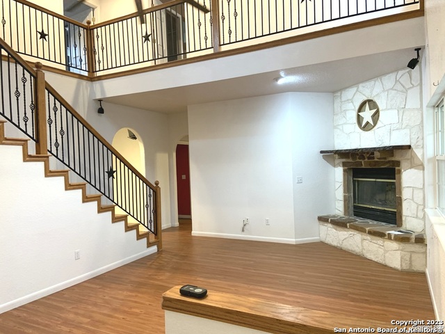 Listing photo id 3 for 930 County Road 2720