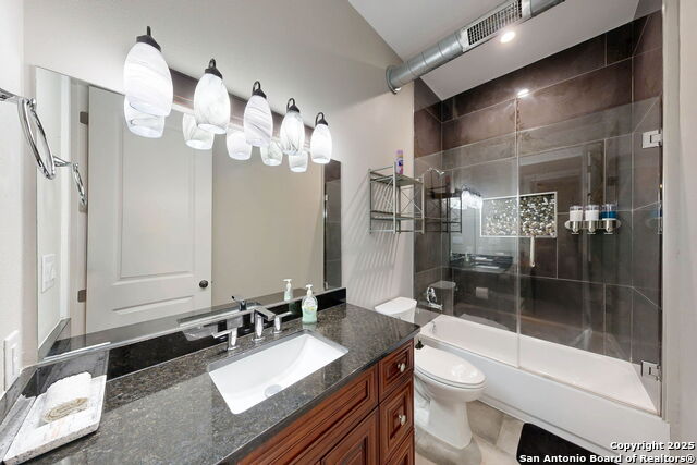 Listing photo id 21 for 609 Sturgeon Dr