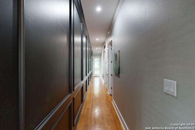 Listing photo id 28 for 609 Sturgeon Dr