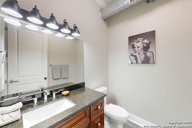 Listing photo id 35 for 609 Sturgeon Dr