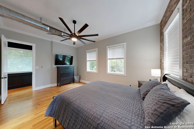 Listing photo id 37 for 609 Sturgeon Dr