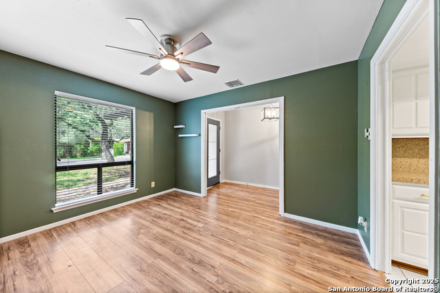 Image 11 of 45 For 802 Sherman Oak