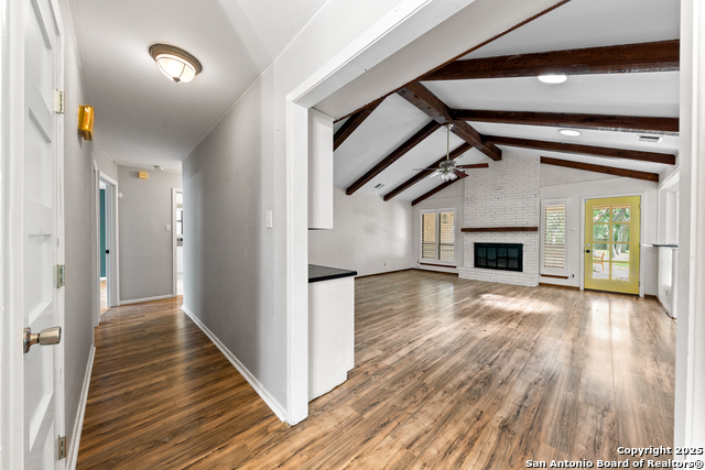 Image 12 of 45 For 802 Sherman Oak