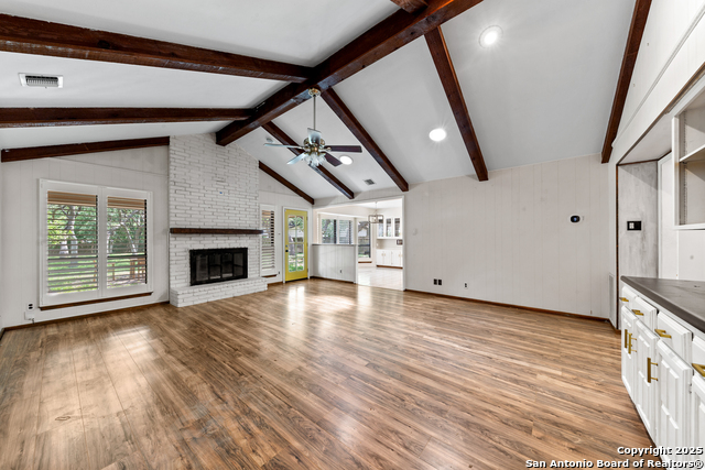 Image 18 of 45 For 802 Sherman Oak