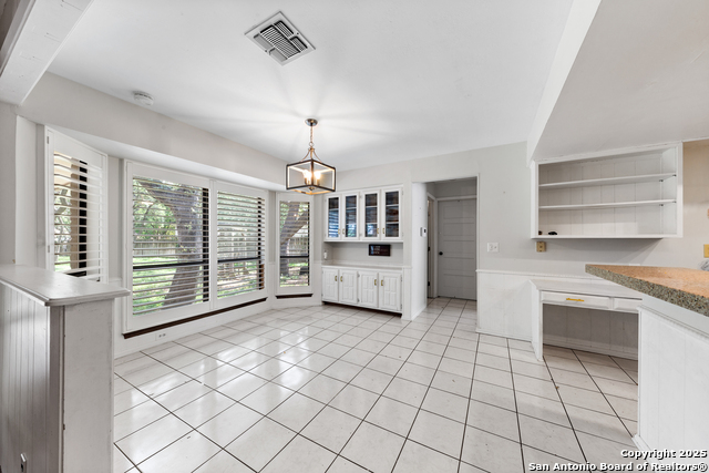 Image 19 of 45 For 802 Sherman Oak
