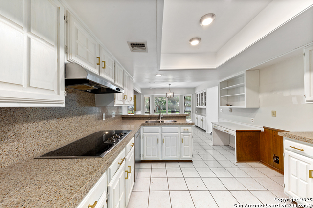 Image 25 of 45 For 802 Sherman Oak