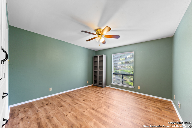 Image 26 of 45 For 802 Sherman Oak