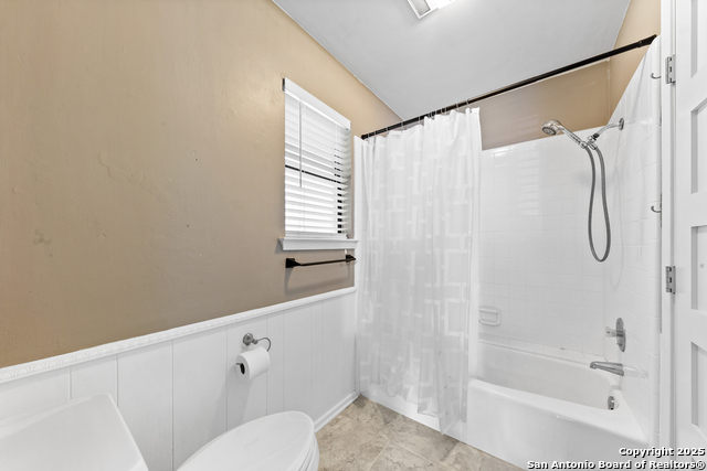 Image 29 of 45 For 802 Sherman Oak