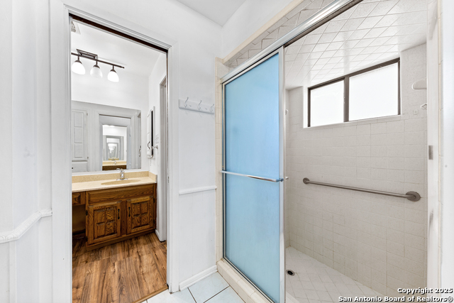 Image 35 of 45 For 802 Sherman Oak