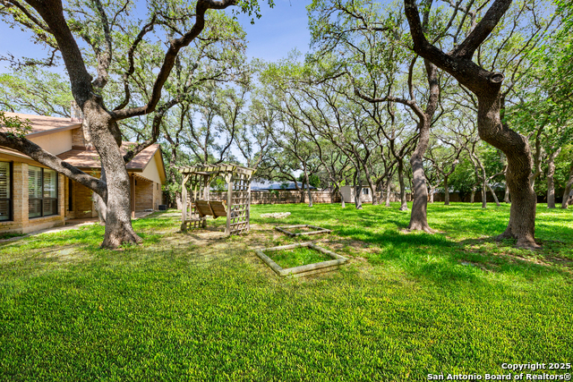 Image 40 of 45 For 802 Sherman Oak
