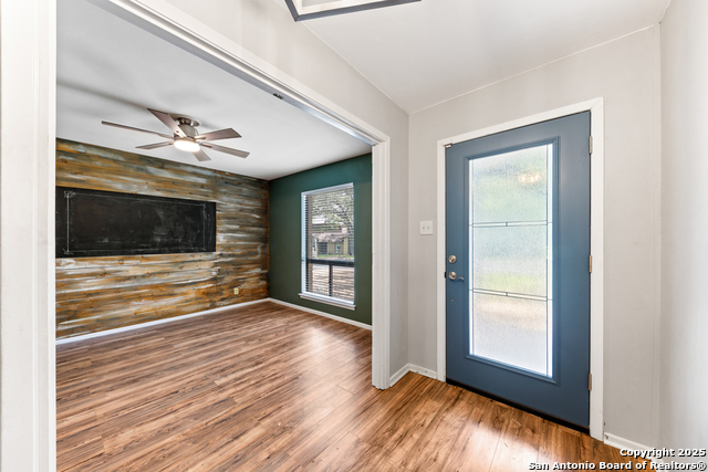 Image 7 of 45 For 802 Sherman Oak