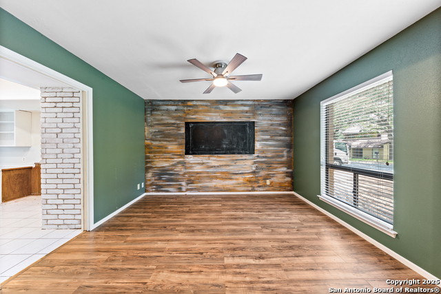 Image 8 of 45 For 802 Sherman Oak