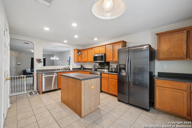 Image 9 of 29 For 9707 Mustang Bay