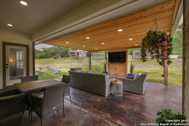 Image 32 of 49 For 2386 Wildridge Terrace