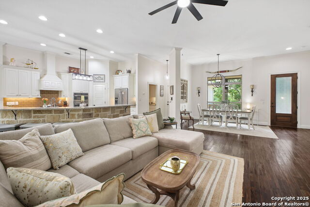 Image 7 of 49 For 2386 Wildridge Terrace