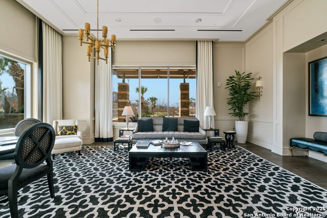 Listing photo id 29 for 4242 Broadway 1401