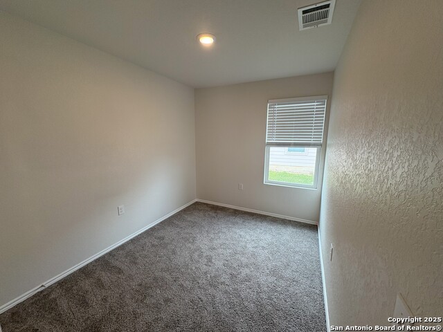 Image 9 of 12 For 711 Vermilion