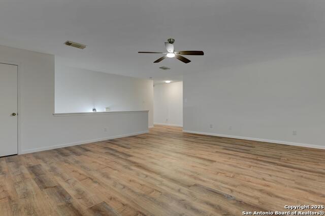 Listing photo id 8 for 13723 Wondering Oak