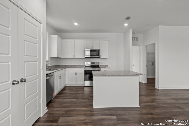 Image 14 of 35 For 8115 Brandy Branch