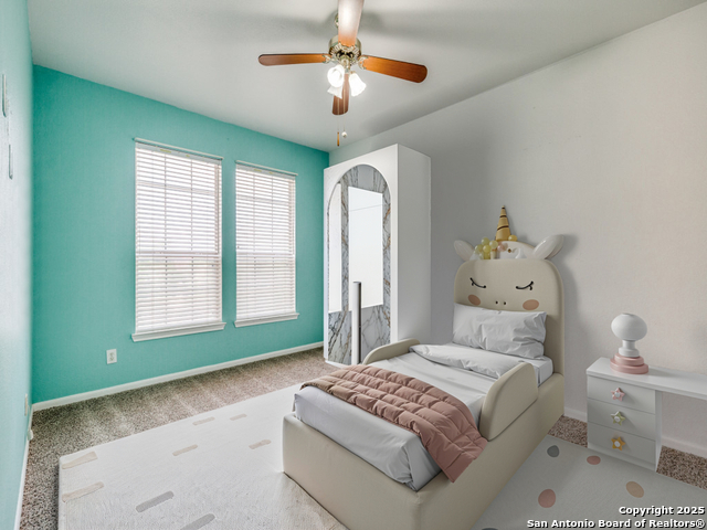 Image 19 of 29 For 815 Highland Knl
