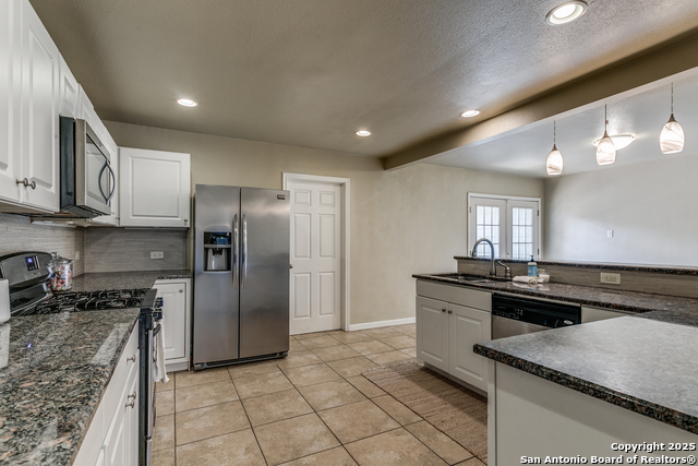 Image 9 of 24 For 239 Arvin  