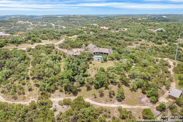 Listing photo id 9 for 52 Thunder Ridge