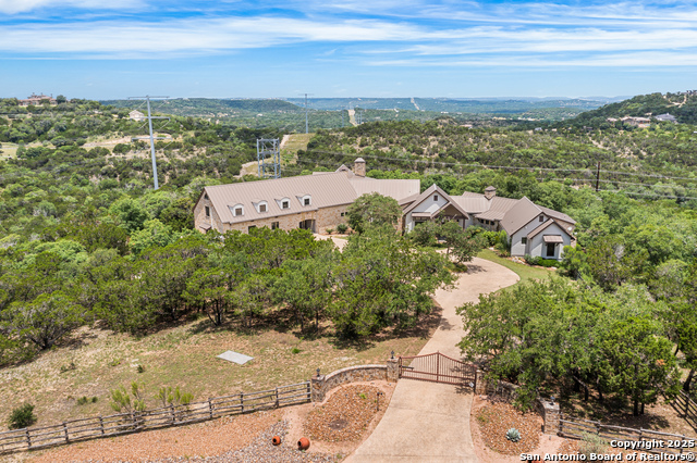 Listing photo id 13 for 52 Thunder Ridge