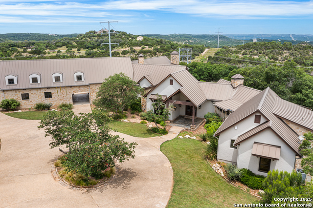 Listing photo id 0 for 52 Thunder Ridge