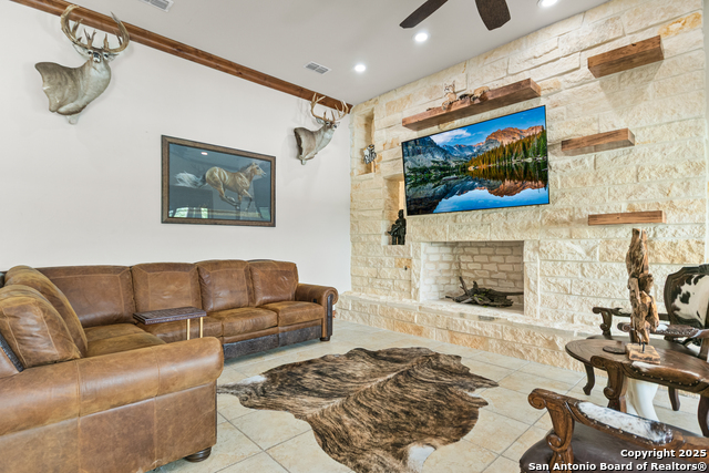 Listing photo id 43 for 52 Thunder Ridge