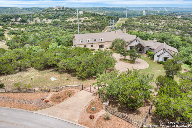 Listing photo id 3 for 52 Thunder Ridge