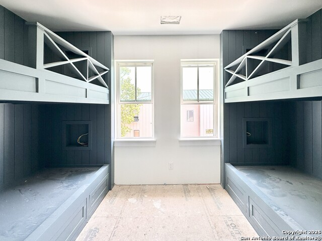 Image 18 of 30 For 508 Lake Street