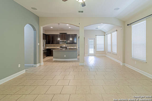 Listing photo id 28 for 8226 Taft Creek