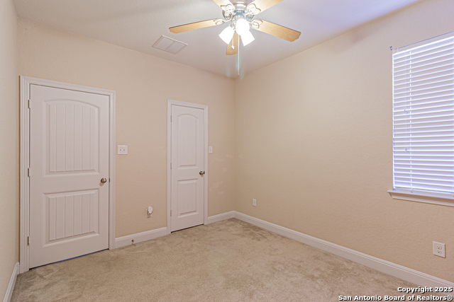 Listing photo id 34 for 8226 Taft Creek