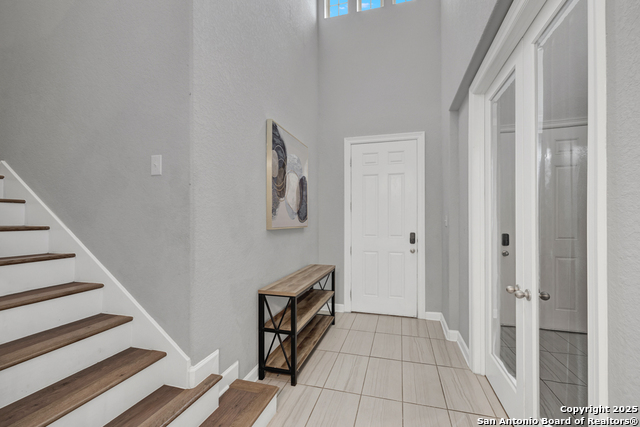 Image 3 of 46 For 907 Highland-vista