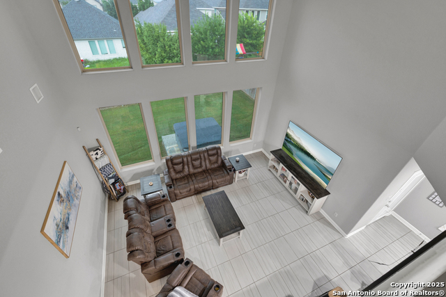 Image 32 of 46 For 907 Highland-vista