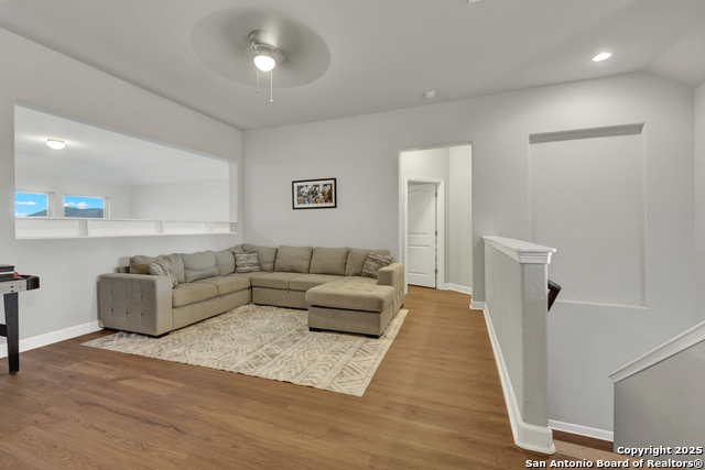 Image 34 of 46 For 907 Highland-vista