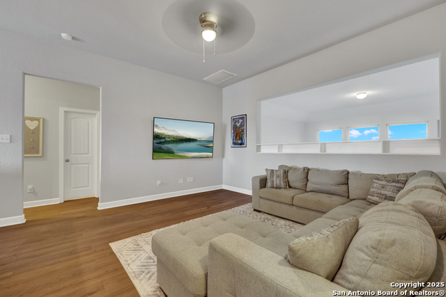 Image 36 of 46 For 907 Highland-vista