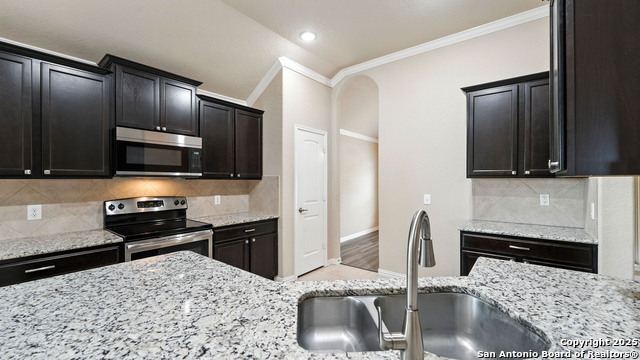 Image 10 of 35 For 2339 Jeffrey Ln