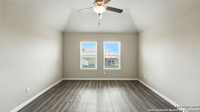 Image 16 of 35 For 2339 Jeffrey Ln