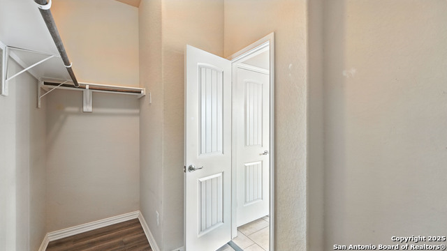 Image 21 of 35 For 2339 Jeffrey Ln