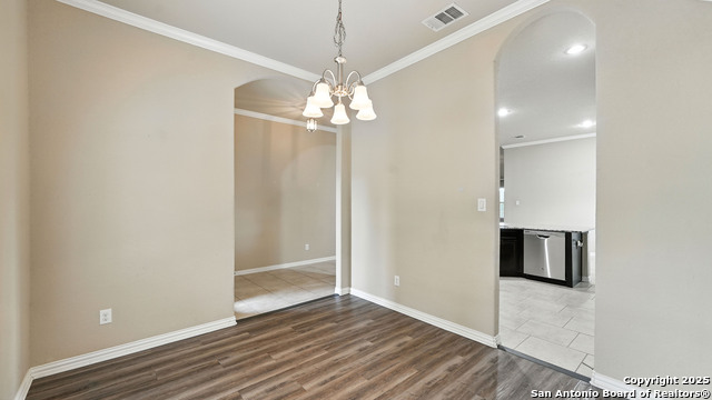 Image 4 of 35 For 2339 Jeffrey Ln